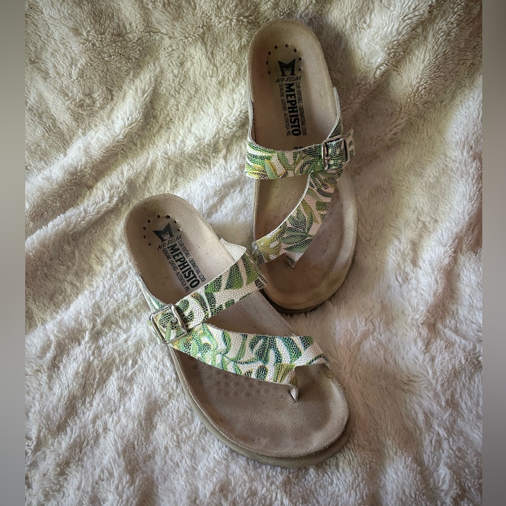 Mephisto Helen Leather Sandals - Green Leaves